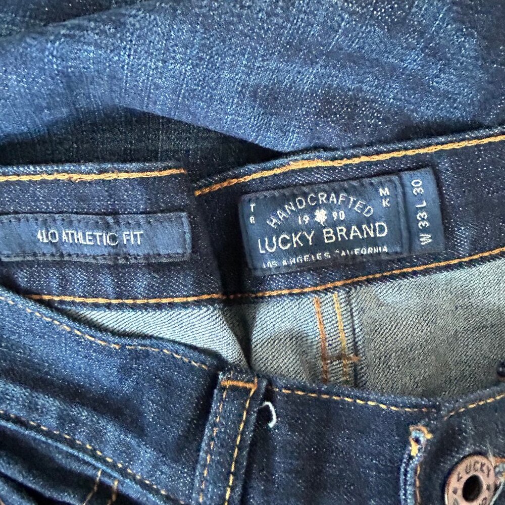 Lucky Brand 410 Athletic Fit Jeans Mens 33x30 Dark Wash Denim Straight Leg - Picture 6 of 10